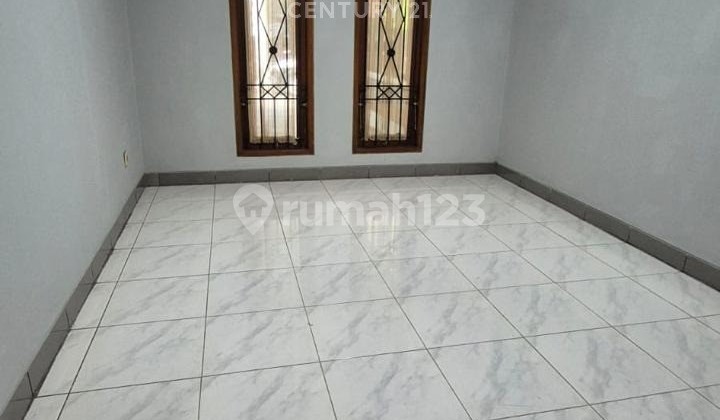 Rumah Hook Lingkungan Nyaman Dan Asri Di Sektor 9 Gb16752 2