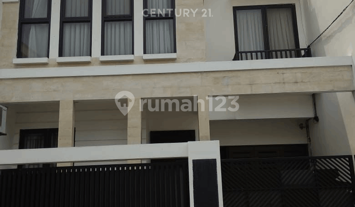 Rumah Luas 120 Siap Huni Di Cempaka Putih Jakpus Nv16744