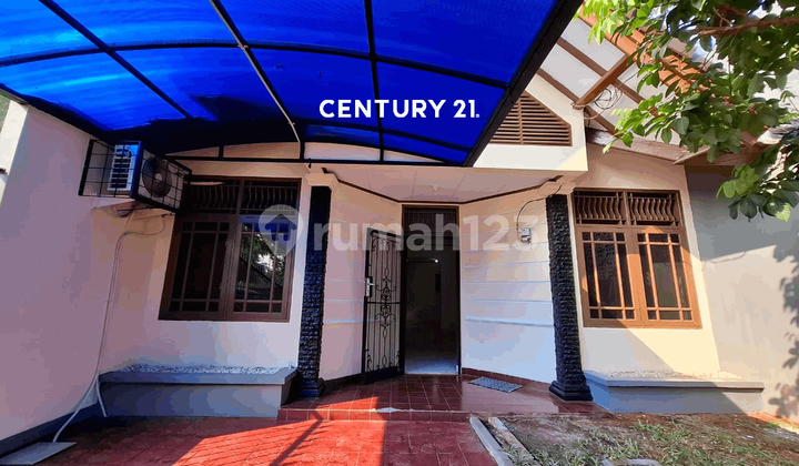 Rumah Nyaman One Gate System Dekat Stasiun Kampus dan Mall