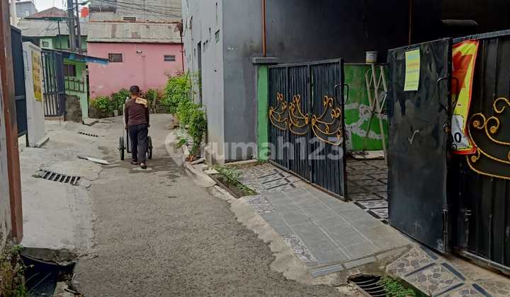 For Sale: 2-Story House Not in a Complex in Duren Sawit, East Jakarta