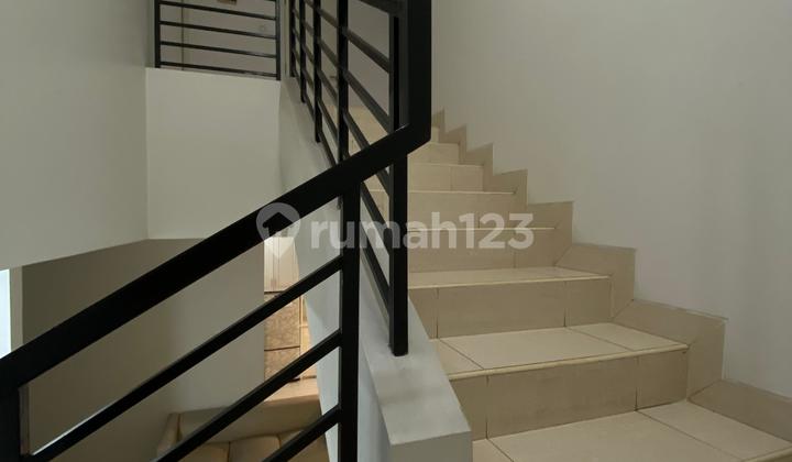 Di Sewakan Rumah Full ******** Cluster West Asplanade Grand Wist Di Sewakan Rumah Full ******** Cluster West Asplanade Grand Wist