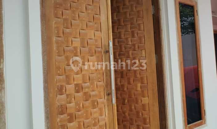 Di Jual Cepat Rumah Hunian 2 Lantai Lokasi Strategis Di Jakarta 2