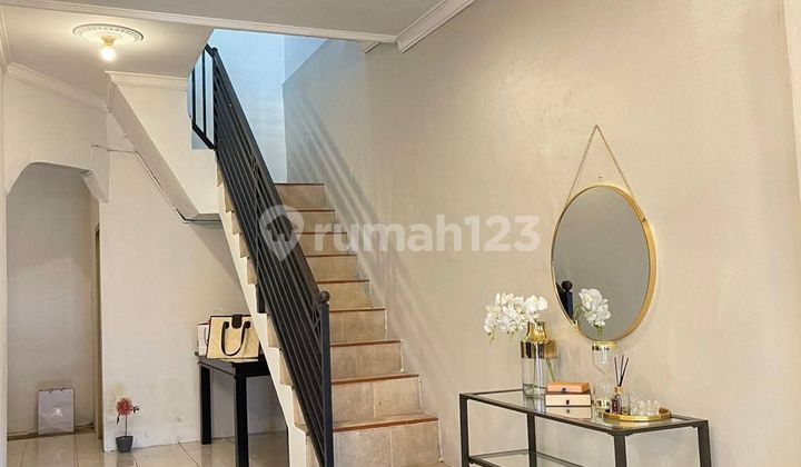 Di Jual Murah Rumah 2 Lantai Dalam Komplek Perumahan 2