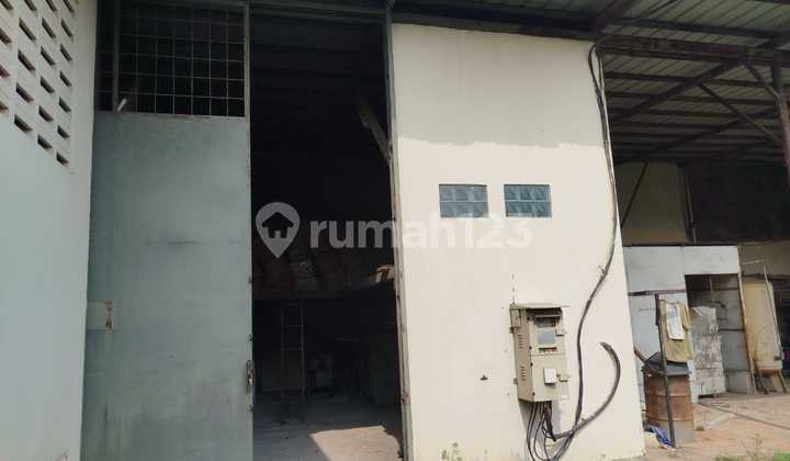 Warehouse For Sale / For Rent on Mustika Jaya Main Roadside