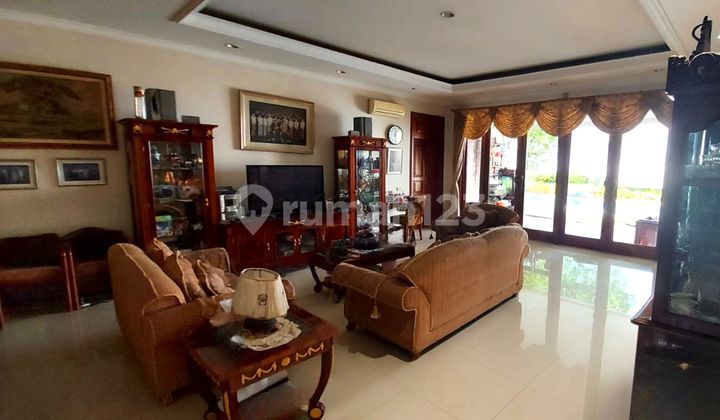 Di Jual Rumah Baru Jadi Depan Mall Pakuwon 