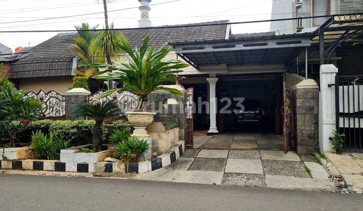 Rumah Mewah 1.5 Lantai Di Kavling Pondok Kelpa Jakarta Timur