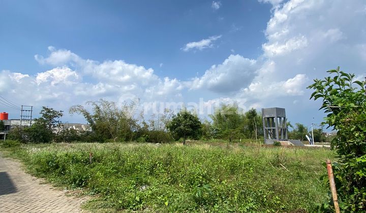 Land for sale, 100 m2 in area, close to Selecta.