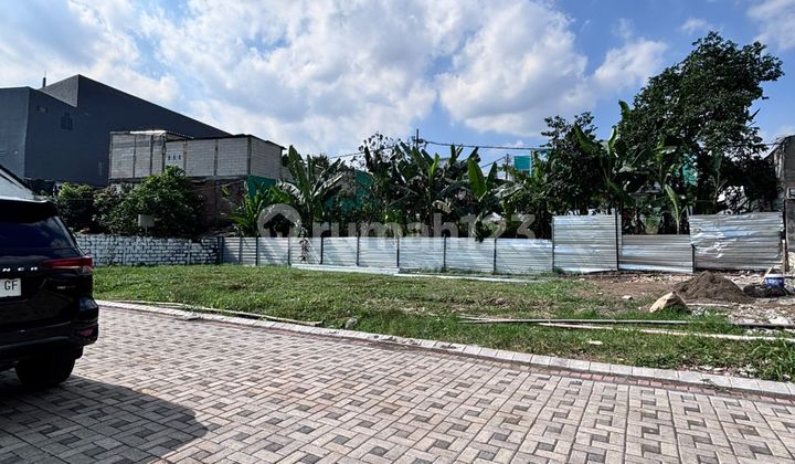 Land in Malang City area with an area of 84, SHM. Land in Malang City area with an area of 84, SHM.