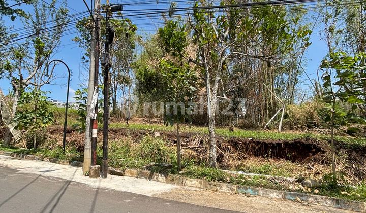 Dijual tanah SHM dengan luas 100 m2 di Kota Malang Dijual tanah SHM dengan luas 100 m2 di Kota Malang