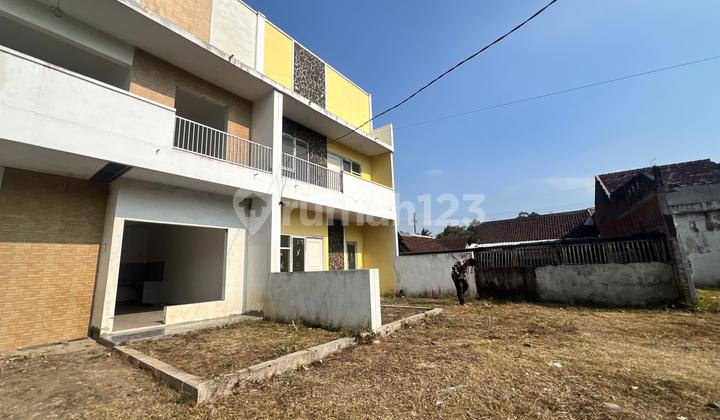 Tanah dekat dengan pusat perbelanjaan di Kota Malang SHM Tanah dekat dengan pusat perbelanjaan di Kota Malang SHM