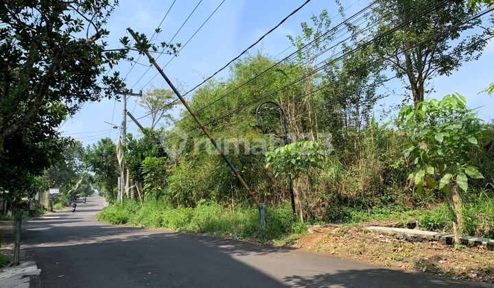 LAND READY TO BUILD ONLY 5 MINUTES FROM UMM SHM