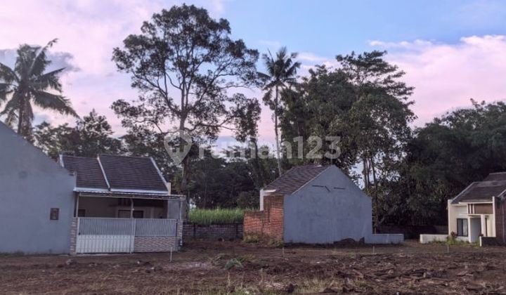 RUMAH SIAP HUNI DI MALANG UNFURNISHED DEKAT GOR KEN AROK  2