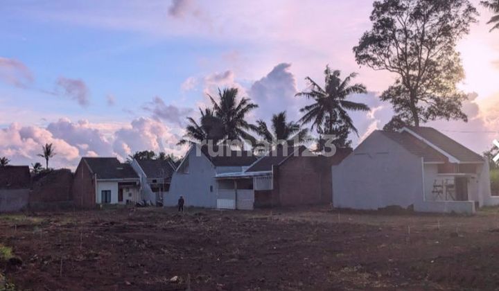 Rumah Unfurnished hanya 10 menit dari UB SHM 2