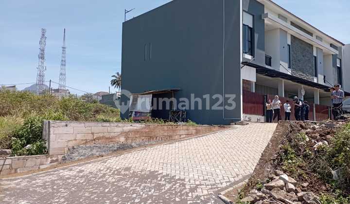 DIJUAL CEPAT RUMAH KOST EXCLUSIVE GARANSI PASSIVE INCOME 240 JUTA DIJUAL CEPAT RUMAH KOST EXCLUSIVE GARANSI PASSIVE INCOME 240 JUTA