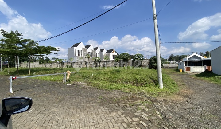 Rumah Dekat Exit Tol Bagus Unfurnished SHM Malang Kota, Malang 2