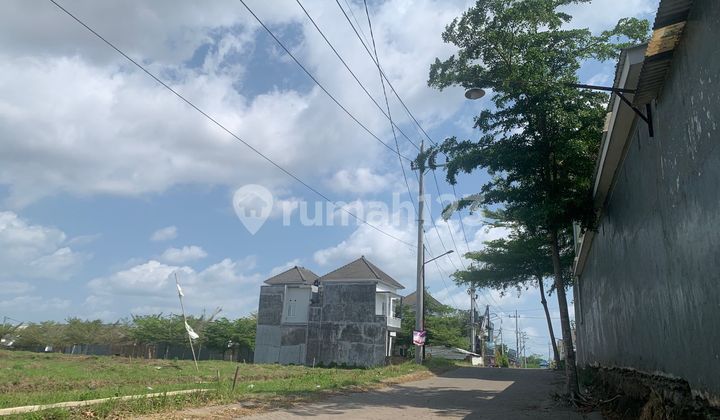 Flood-Free Land, Freehold Title, in Malang City