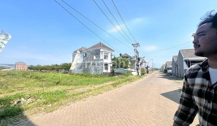 Tanah 5 Menit Kampus Unmer 73 m2 SHM Malang Kota, Malang