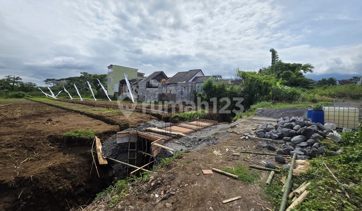 Ready-to-Occupy Ruko 5 Minutes to Umm, Ideal for Investment with SHM 2