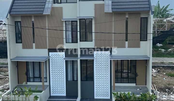 Premium View Mountain Villa 120 m2 SHM Batu, Malang Premium View Mountain Villa 120 m2 SHM Batu, Malang