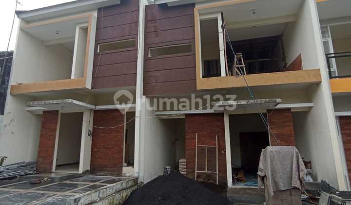 Villa Elegan untuk Hunian dan Investasi