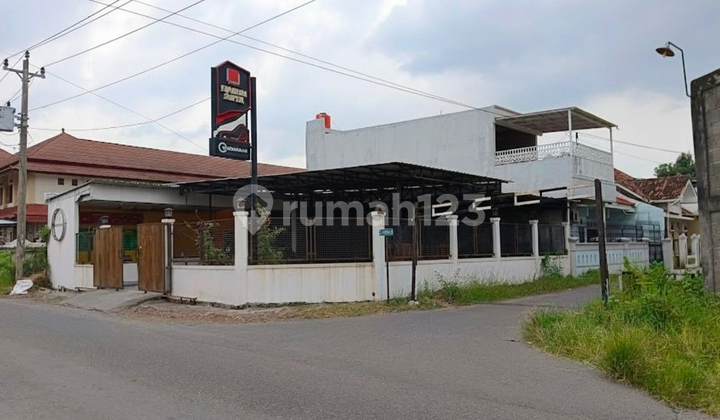 Commercial Space for Sale Near Ums, Laweyan Solo Commercial Space for Sale Near Ums, Laweyan Solo