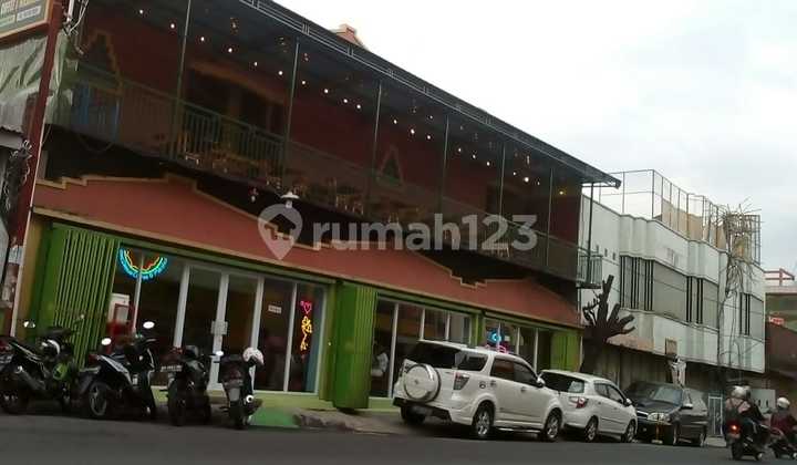 Dijual Ruko Cafe Strategis Di Jalan Katamso Jebres, Solo