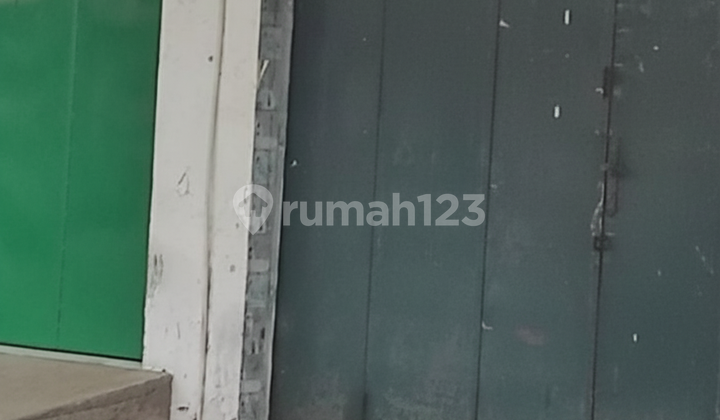 Disewakan Ruko Super Strategis Dekat Pasar Gemblegan Solo Disewakan Ruko Super Strategis Dekat Pasar Gemblegan Solo