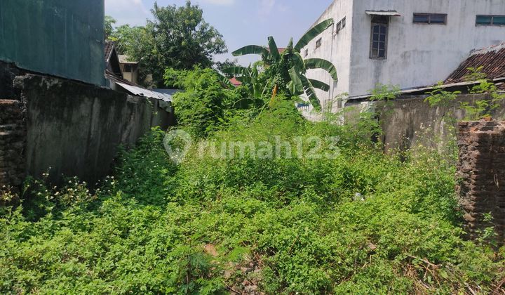 Spacious and Strategic Land in Sampangan, Pasar Kliwon, Solo City