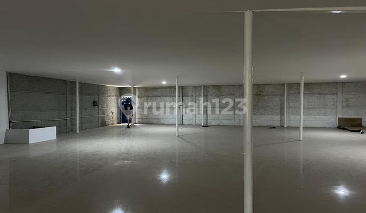 Disewakan Ruko/ Gudang Ada Kontrakan Karyawan di Pinggir Jalan Raya Serpong