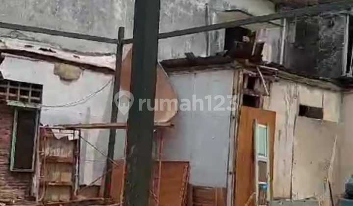 Land for Sale in Strategic Location Suitable for Warehouse in Kampung Bali, Tanah Abang, Central Jakarta