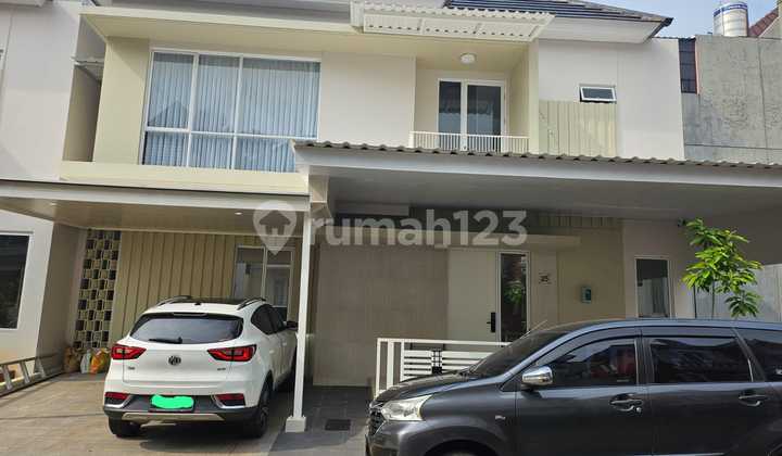 Disewakan Rumah 2 Lantai Furnished di Omaha Gading Serpong, Tangerang