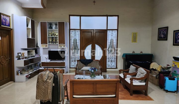 Rumah Bagus Semi Furnished di Sutera Gardenia Alam Sutera, Tangerang Selatan 2