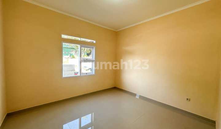 Dijual Rumah di Ciwaruga Bandung 2