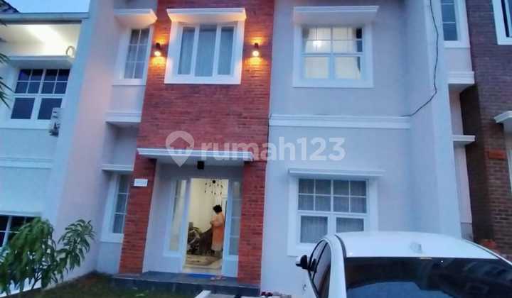 Dijual Rumah Di Komplek Sariwangi Cimahi