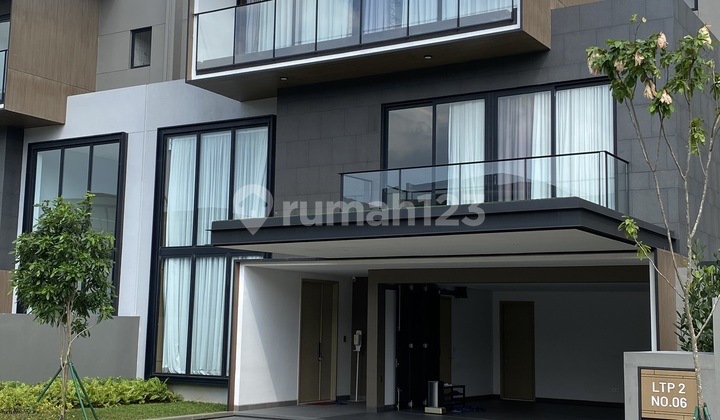 Layton Navapark Furnished BSD City 1