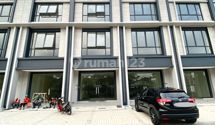 RUKO CARSON READY HADAP JALAN UTAMA RUKO CARSON READY HADAP JALAN UTAMA