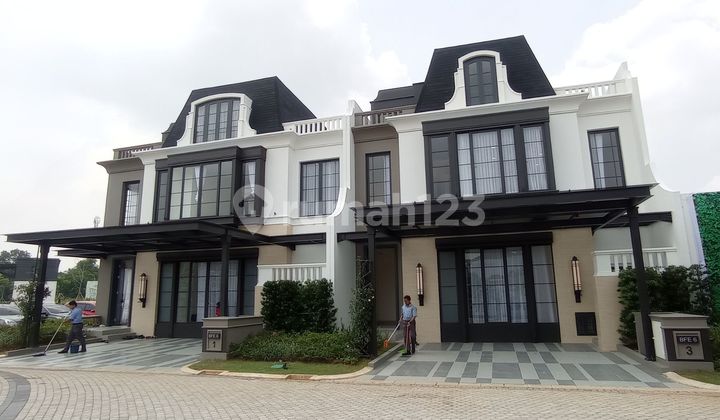 Exclusive Bellefont East Summarecon Serpong Cluster European Classic Style