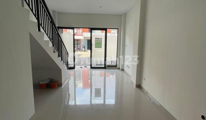 YC Shop House Rentals Contact BSD City - Business Center, Campus, and Gen Z Residential Area.