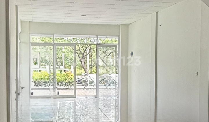 Ruko Boulevard Tekno Hoek Siap Pakai