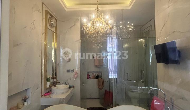 Dijual Rumah Minimalis Eropa Klasik Full Furnised