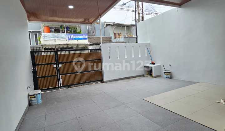 Disewakan Cepat Rumah Cantik di Sunter Hijau 1