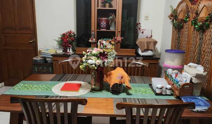 Dijual Rumah Cantik di Cengkir Timur 2