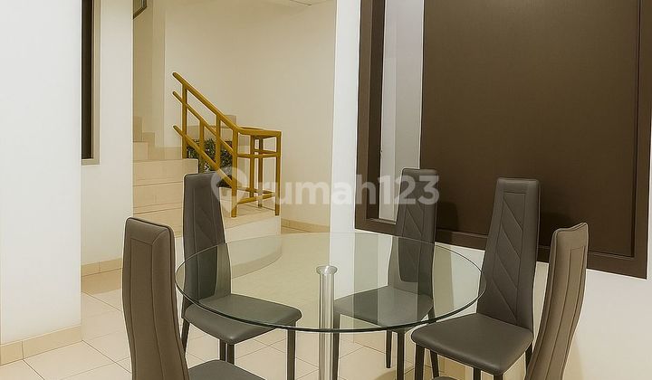 For Sale, Ready-to-Occupy House in Tpi Kelapa Gading For Sale, Ready-to-Occupy House in Tpi Kelapa Gading