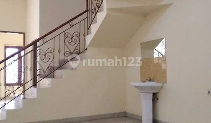 For Rent Fully Renovated House Metro Sunter