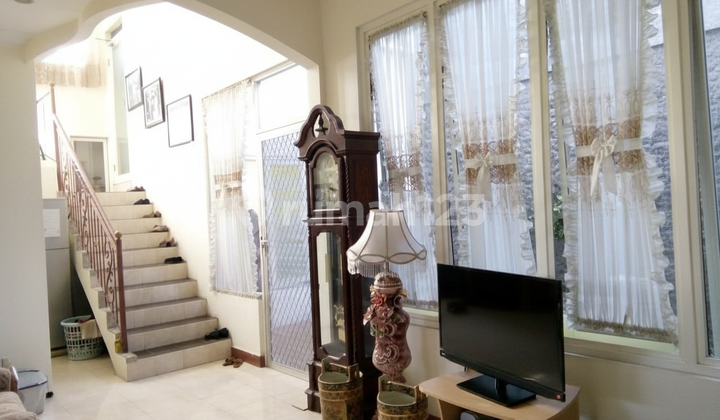 Rumah Mewah Eksklusif Banting Harga Semi Furnished Turun Harga Siap Huni Sidoarjo 2