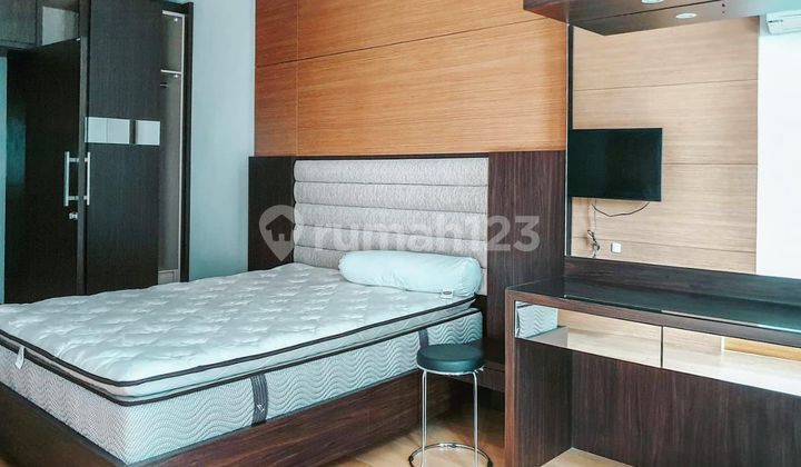 Apartemen Residence 8 Connect Mall Di Jakarta Selatan - 1br Full Furnished