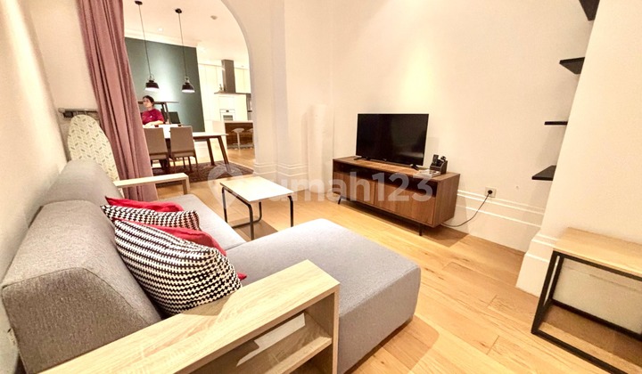 Apartemen Pakubuwono House Jakarta Selatan - 2+1br Full Furnished