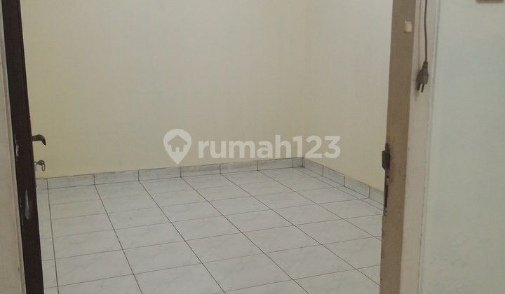 For Sale House on East Kali Baru Street, Central Jakarta 2