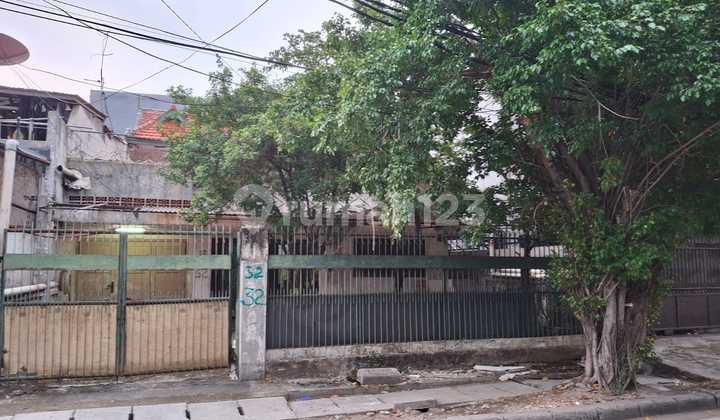 Dijual Murah Rumah Tua di Jln Kali Baru Timur,Jakpus Dijual Murah Rumah Tua di Jln Kali Baru Timur,Jakpus