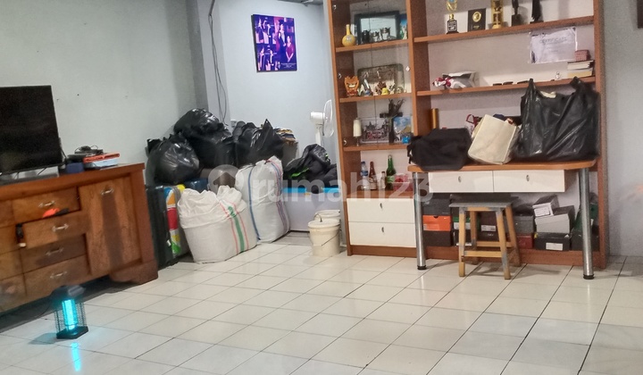 Disewakan Rumah Daerah Senen,Lokasi Strategis,Bebas Banjir Disewakan Rumah Daerah Senen,Lokasi Strategis,Bebas Banjir